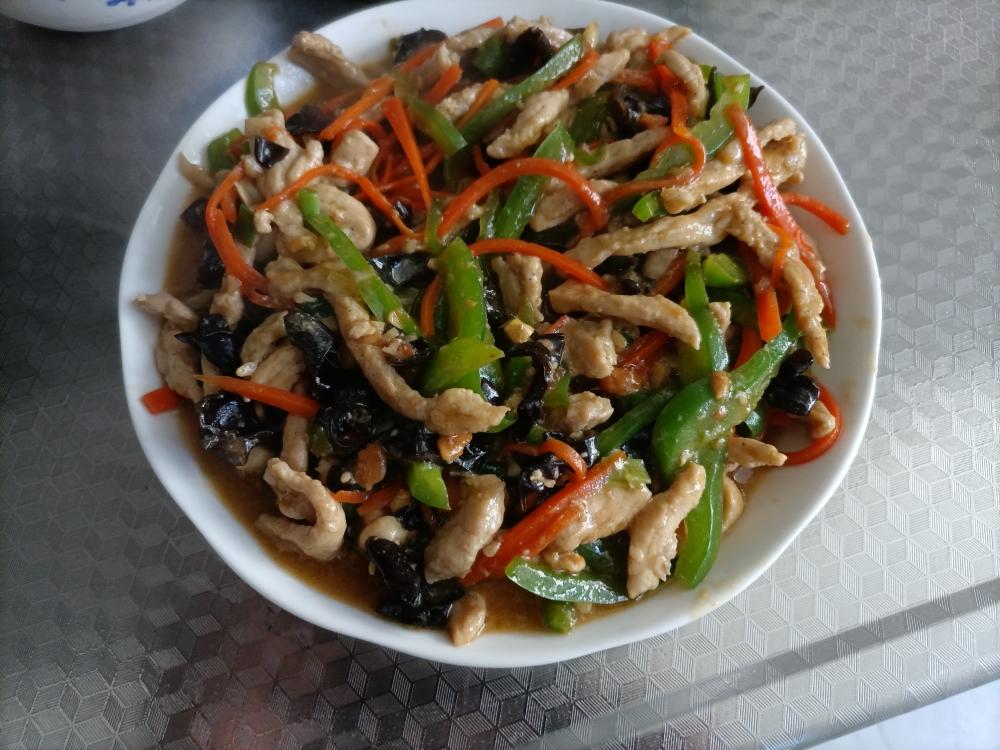 快手小炒鱼香肉丝