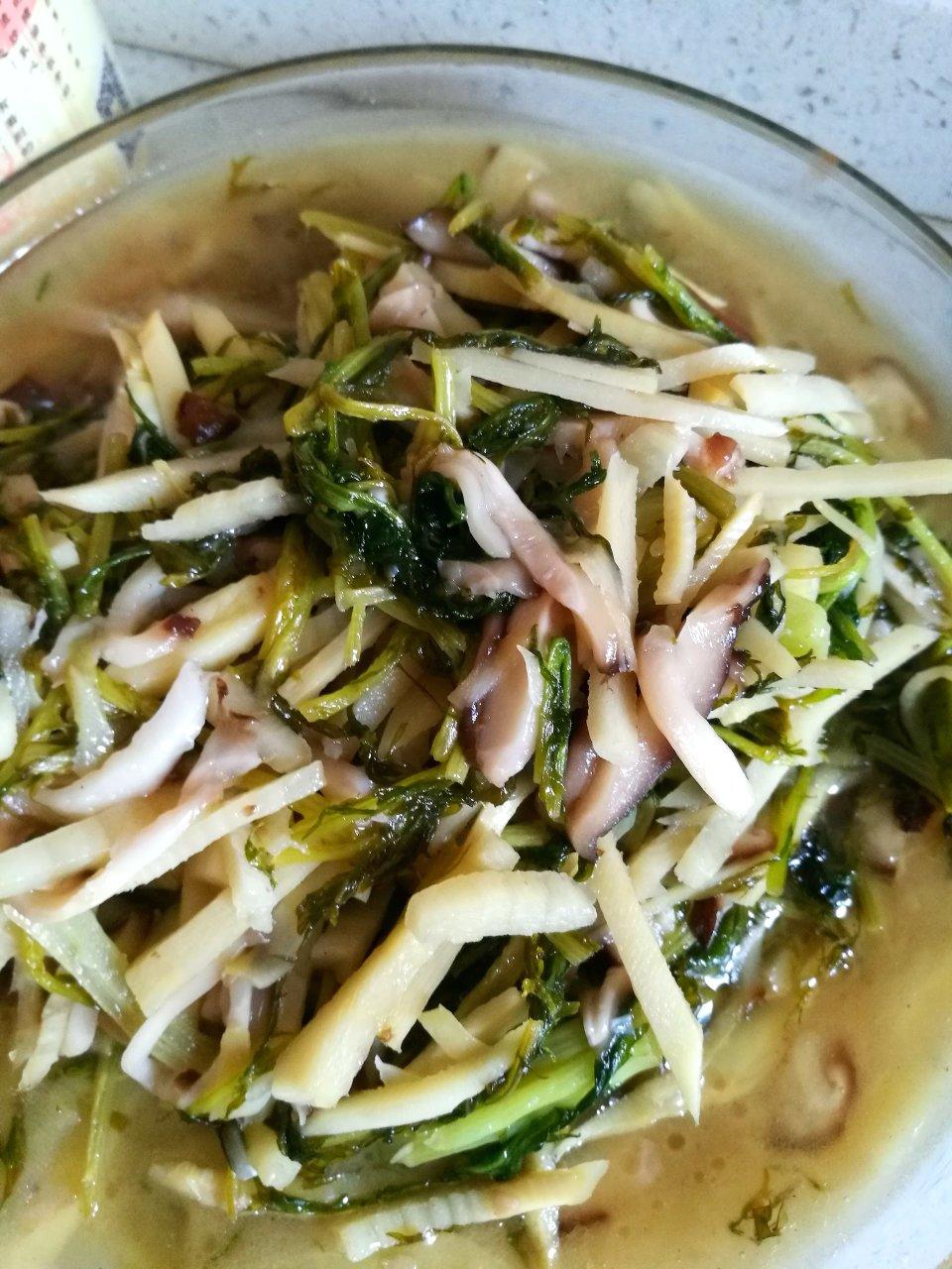 香斐子做的银丝芥菜