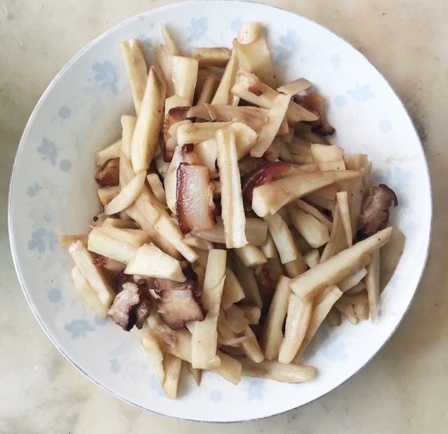莲菜炒肉