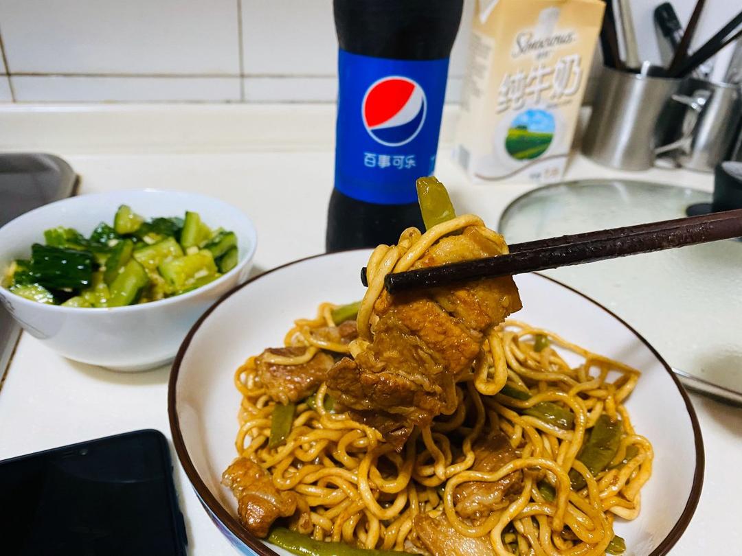 豆角焖面