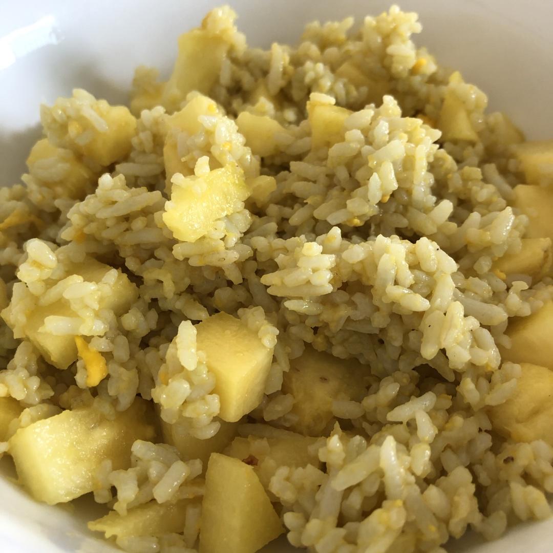 金沙炒饭（咸蛋黄炒饭）