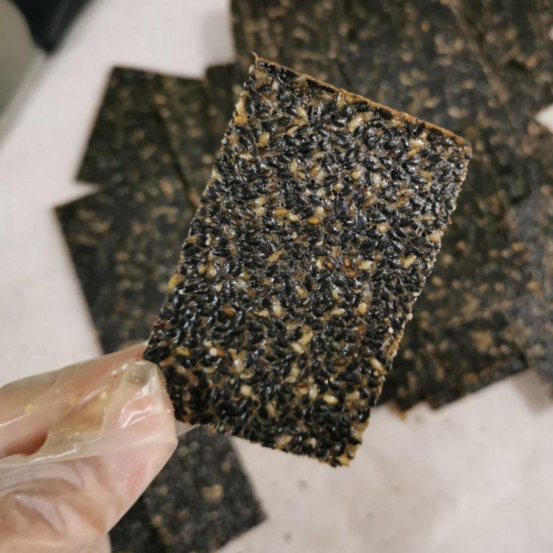 芝麻薄脆饼干，一步操作，超级简单