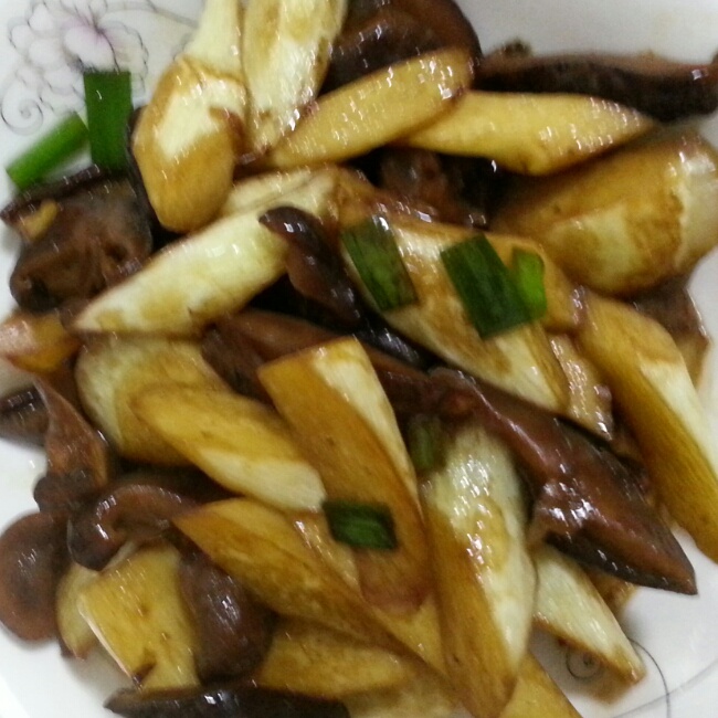 茭白炒香菇