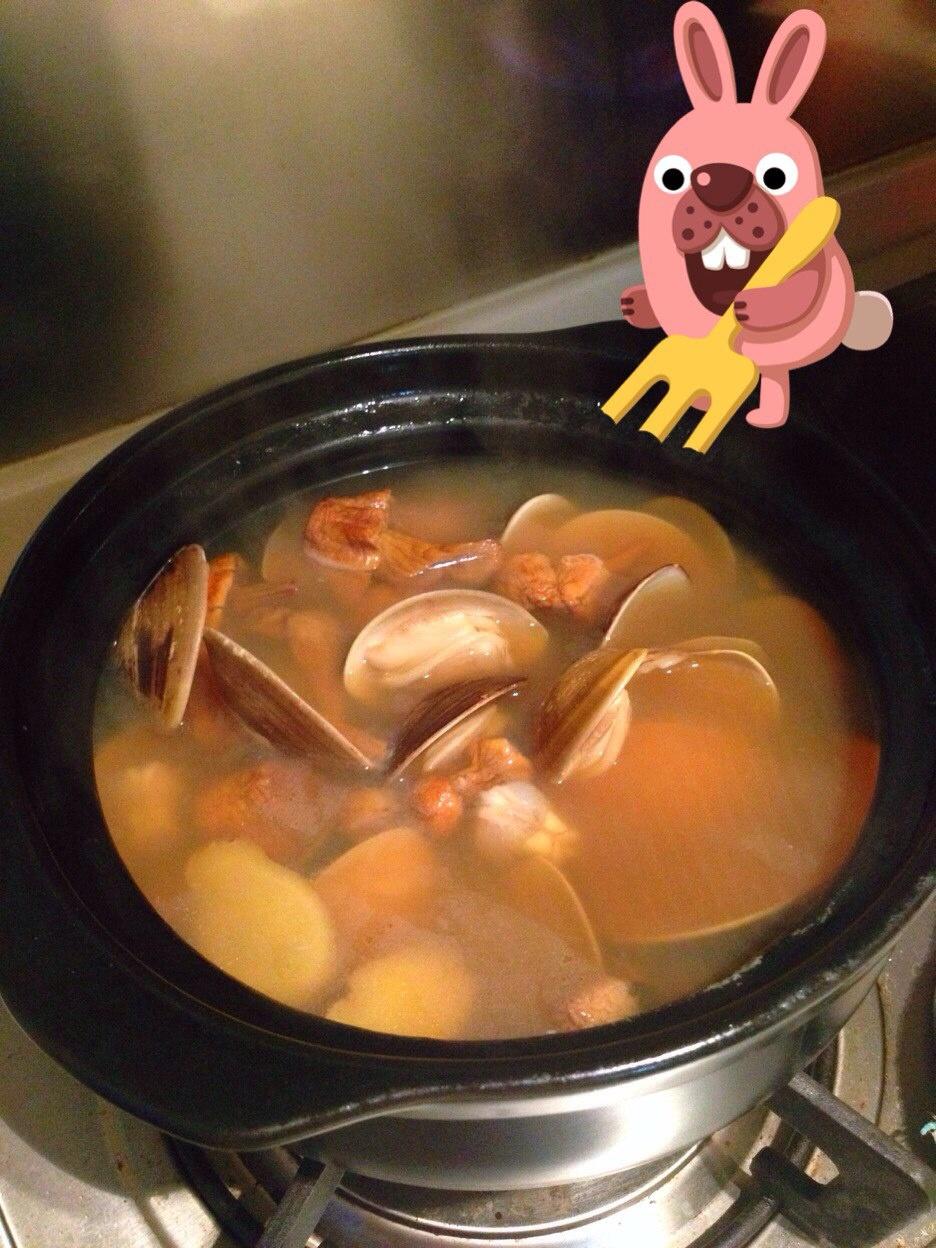 松茸海鲜汤的做法