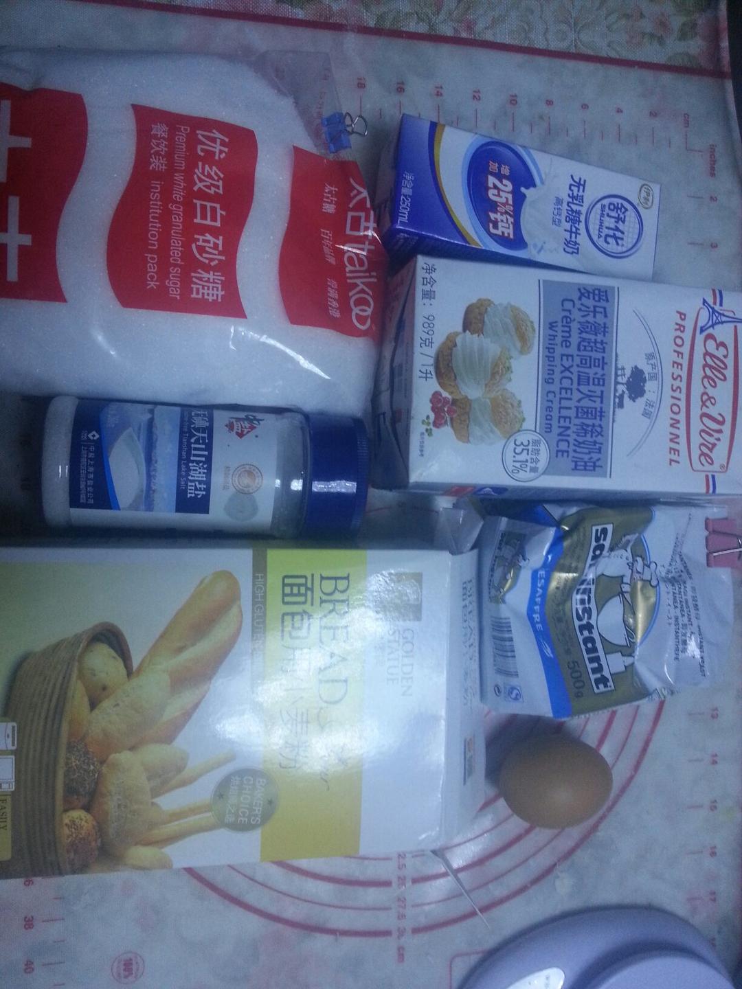 纯奶手撕吐司的做法 步骤1