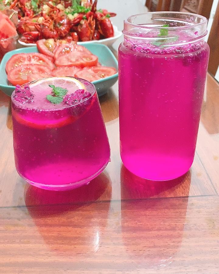 火龙果气泡饮
