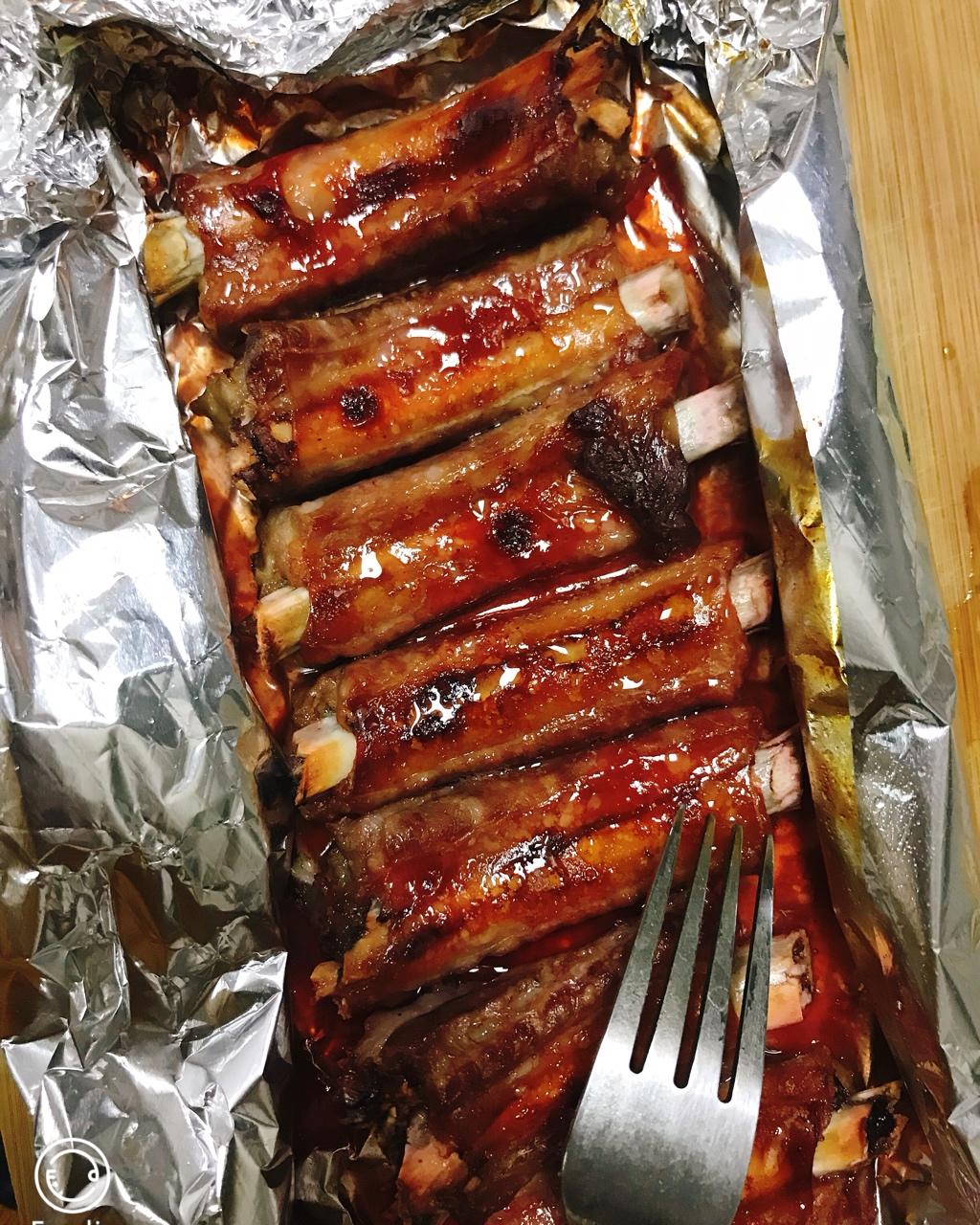 蜜汁烤肋排