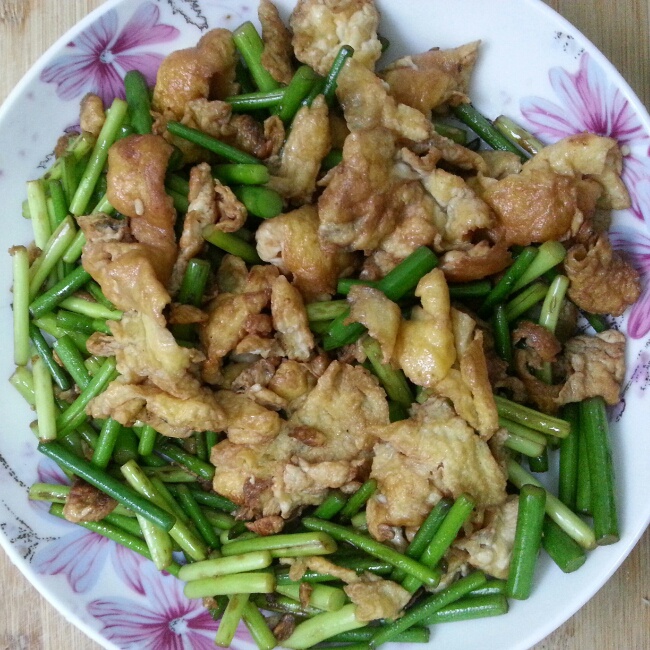 蒜薹炒鸡蛋