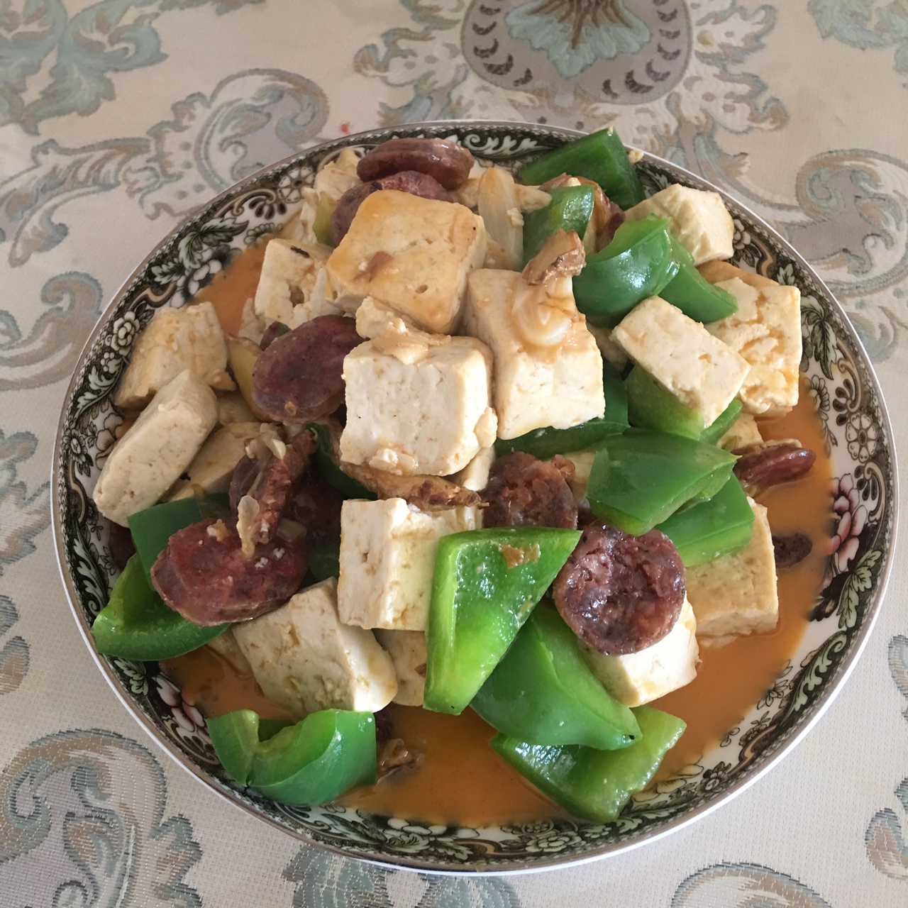 豆腐炖香肠