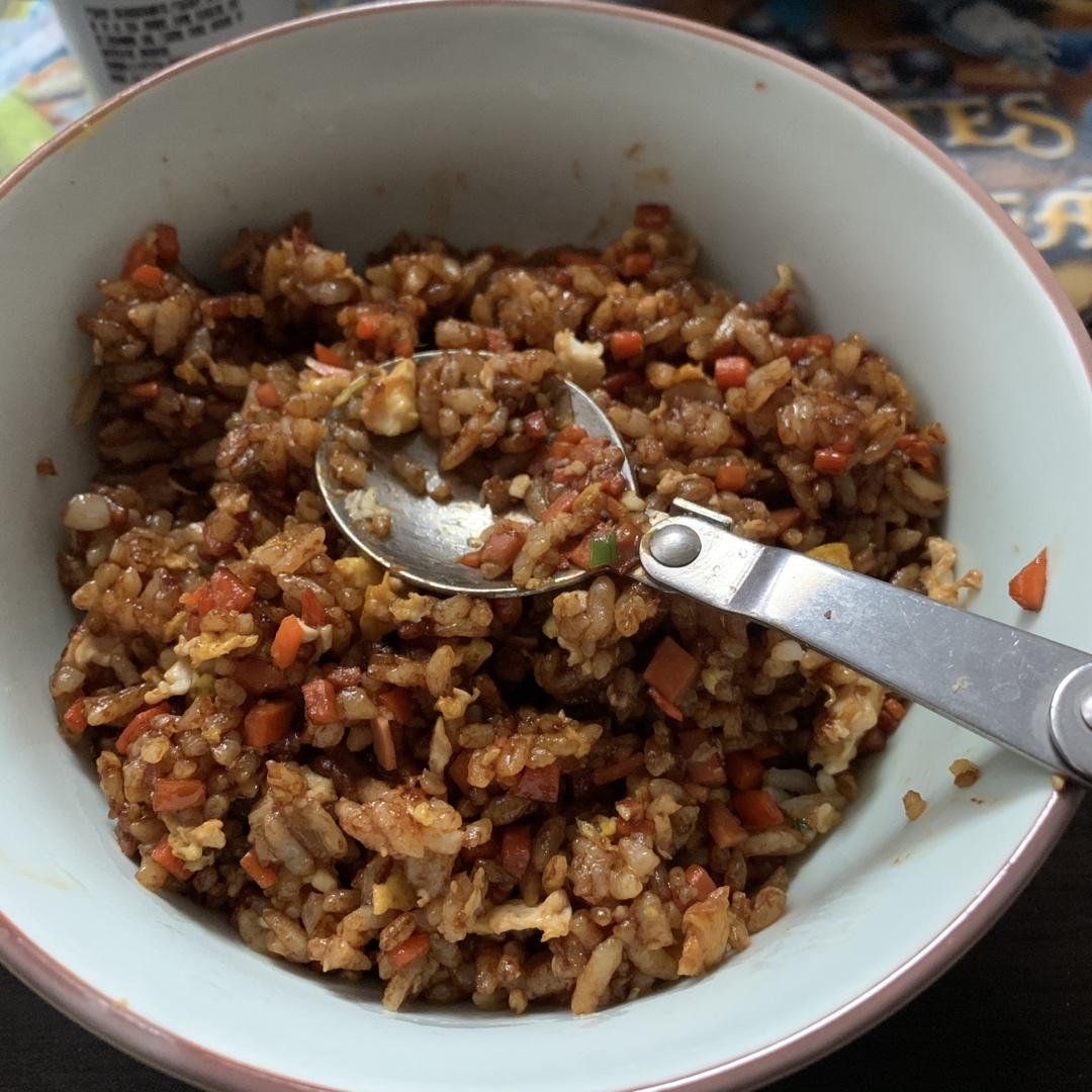 好吃到停不下来的酱油蛋炒饭