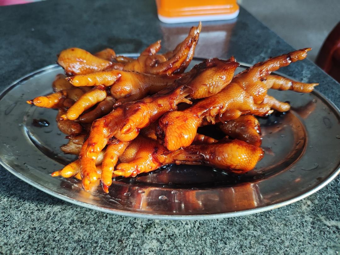 “销魂”卤鸡爪