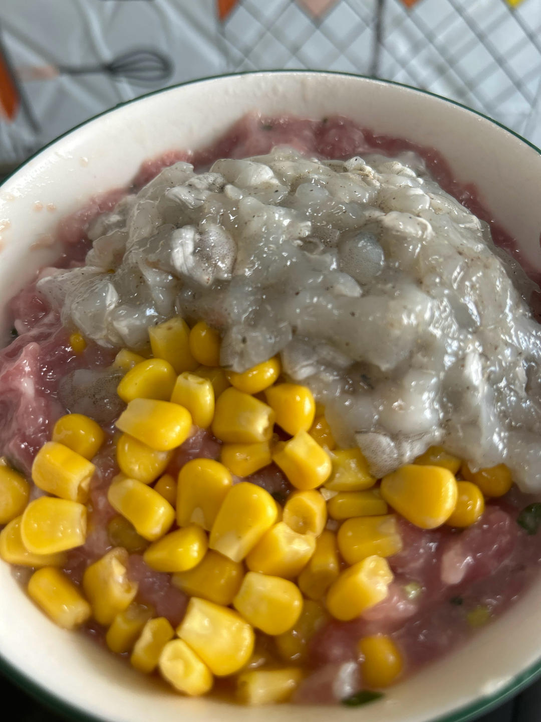 玉米猪肉虾仁三鲜水饺