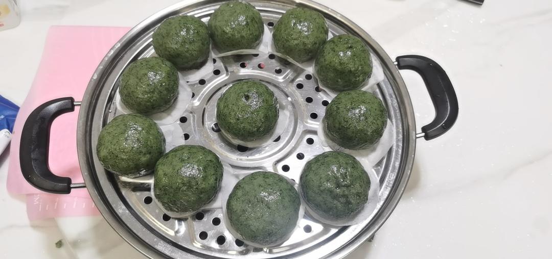 清明必吃的艾草青团