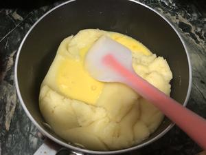 超简单的奶油小泡芙的做法 步骤5