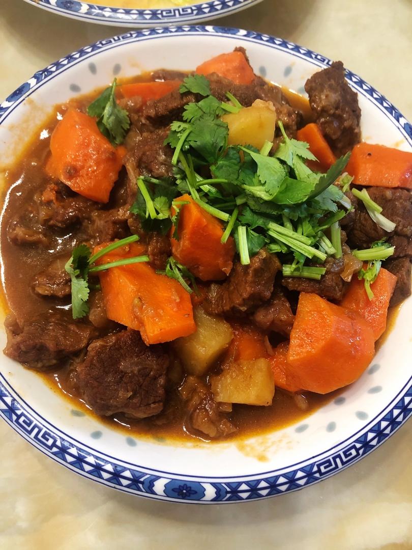 土豆炖牛肉