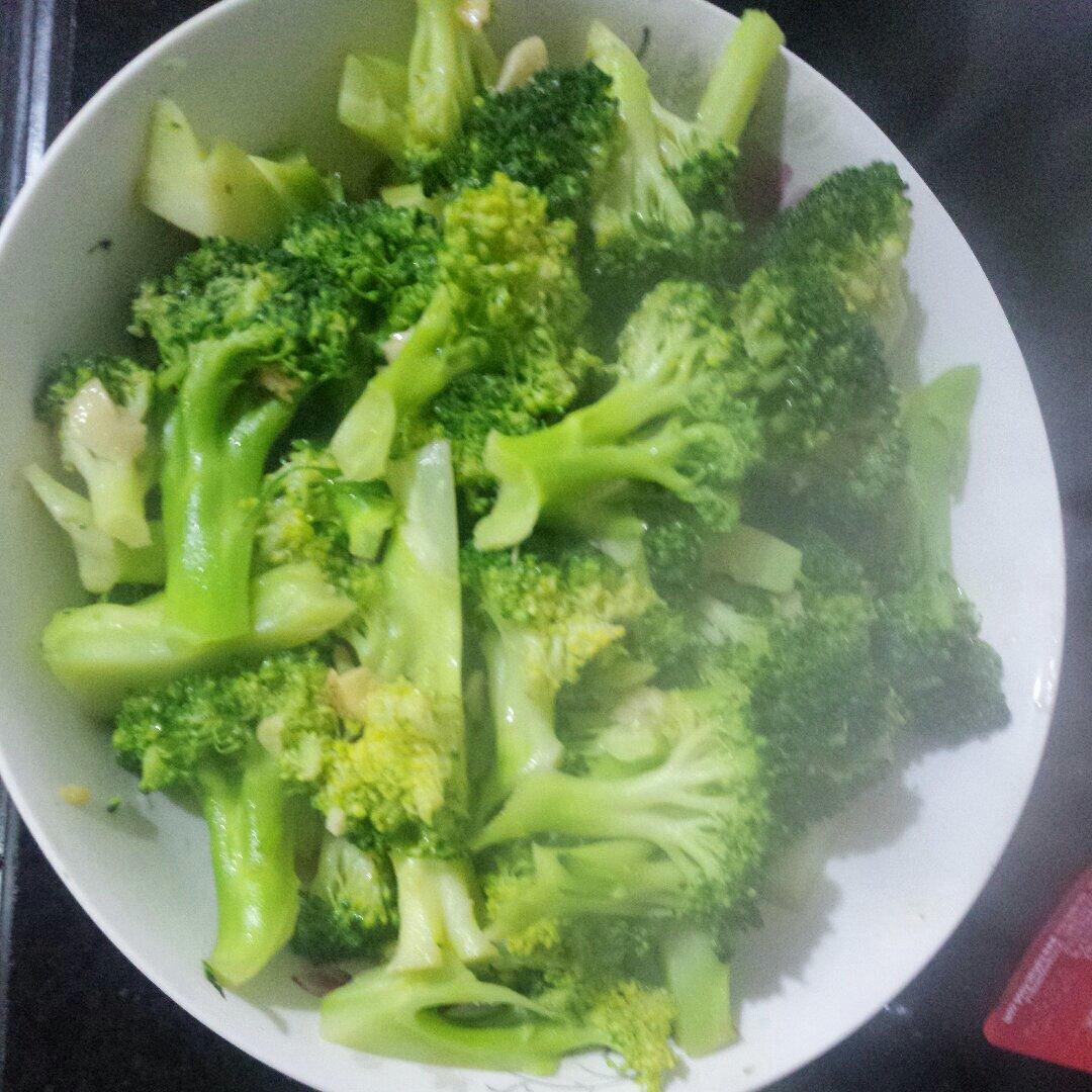 蚝油蒜蓉西兰花