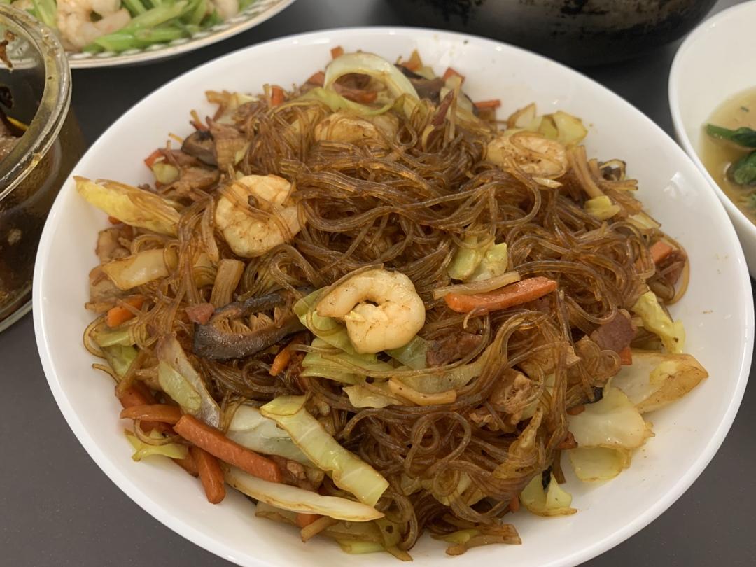 黄金海鲜干捞粉丝煲