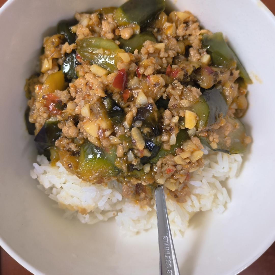 茄子炒肉沫
