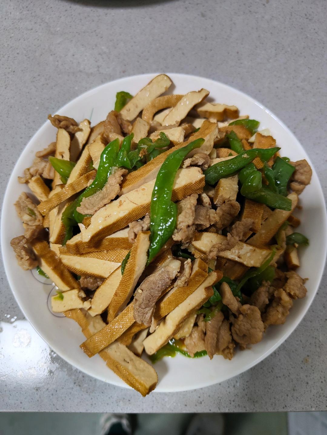 青椒肉丝炒香干