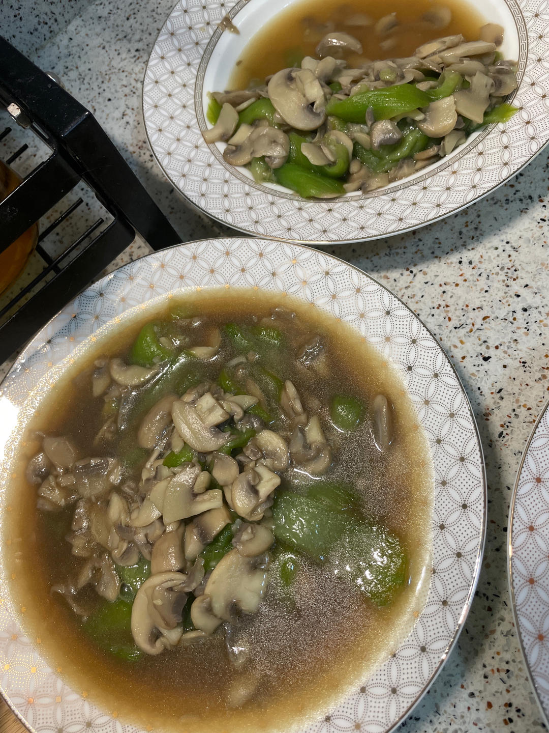 口蘑丝瓜