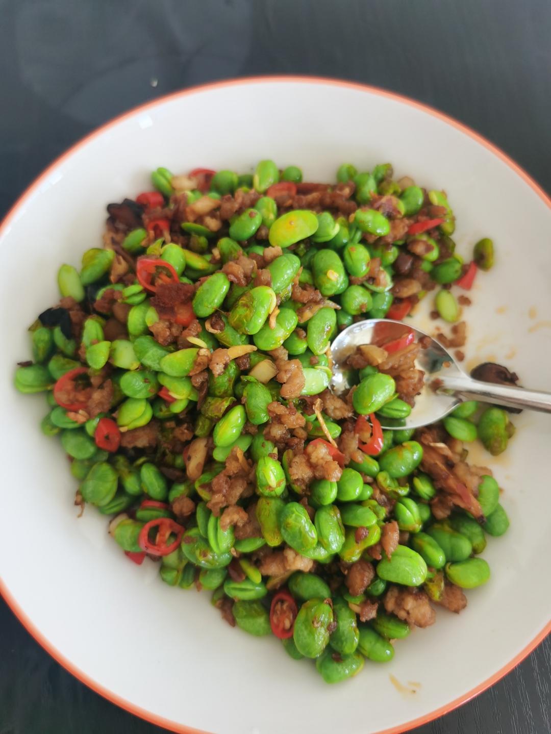 超级下饭的毛豆炒肉沫，比凉拌毛豆香