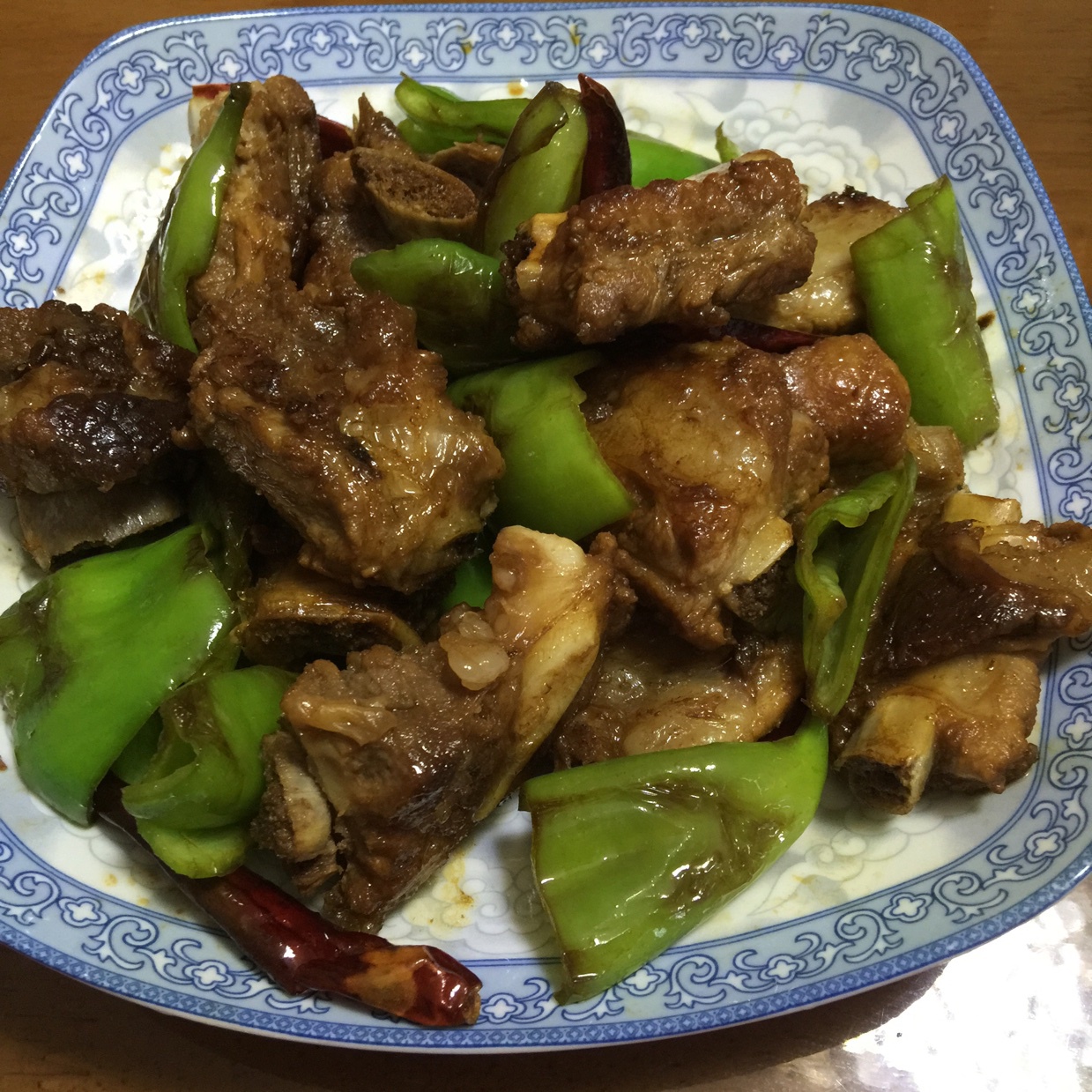 双椒煎排骨
