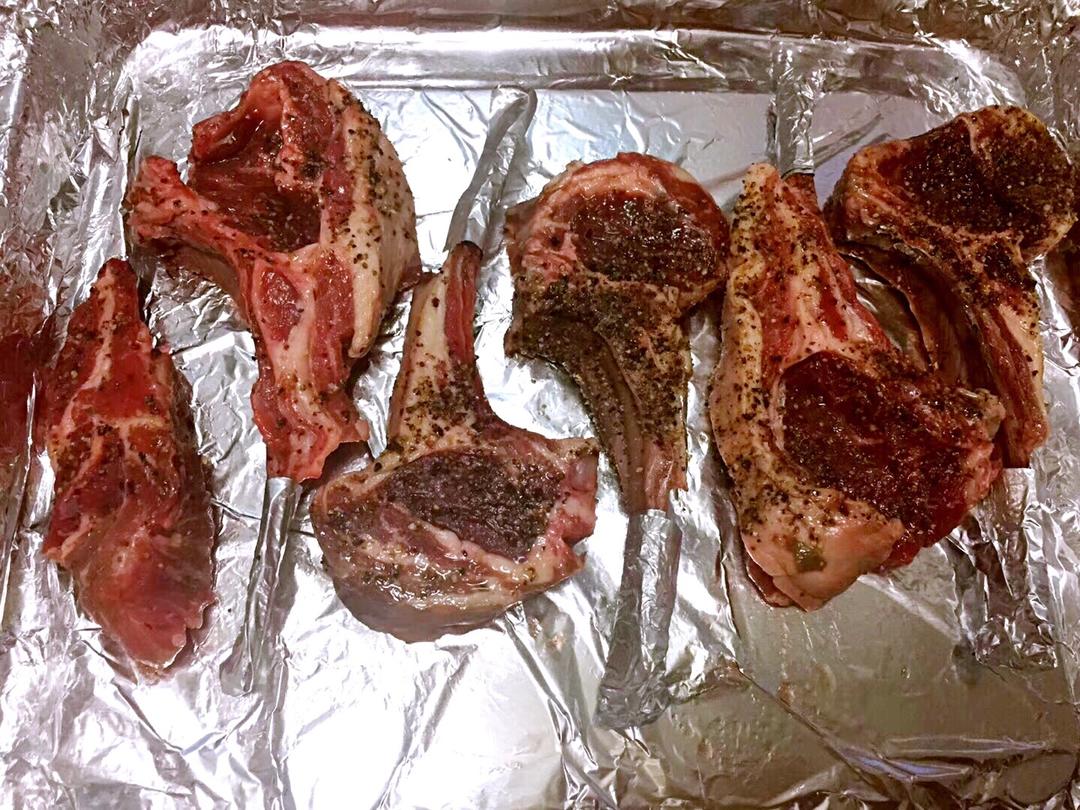 迷迭香烤小羊排