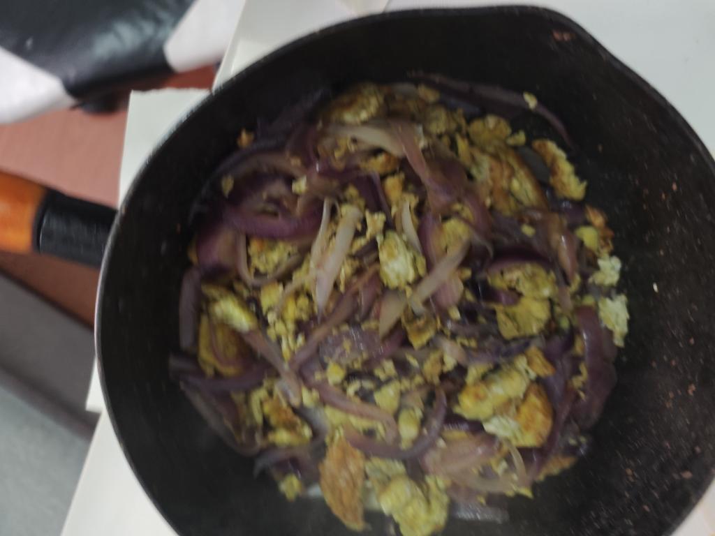 降压防癌的好食材  洋葱炒鸡蛋