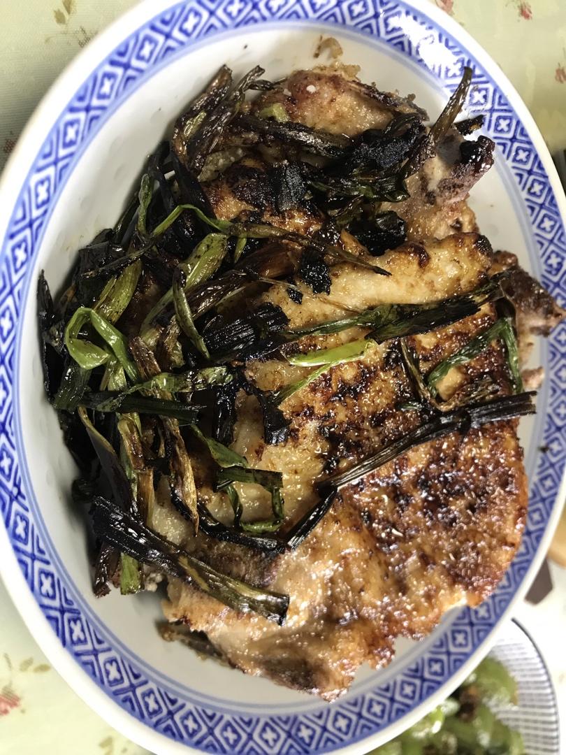 超嫩超香的葱烤大排