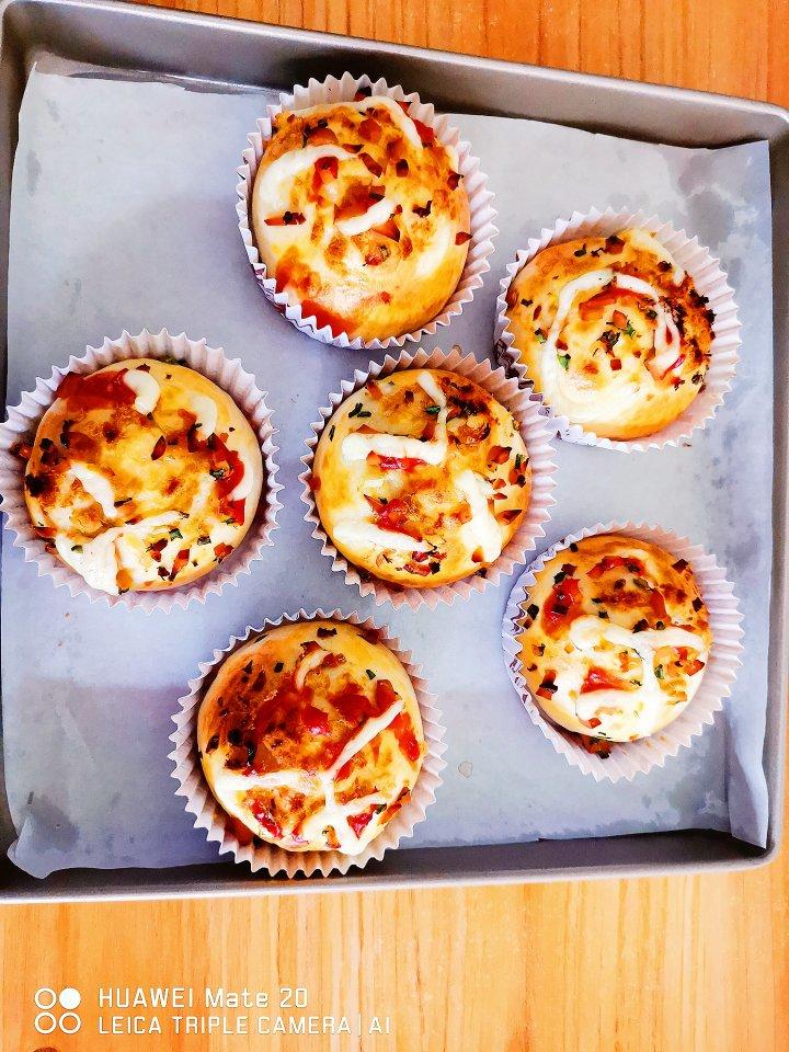 火腿肉松芝士面包