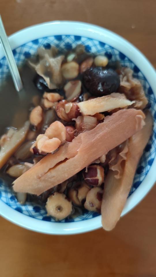 清热解暑、健脾除湿-喝《广式清补凉》