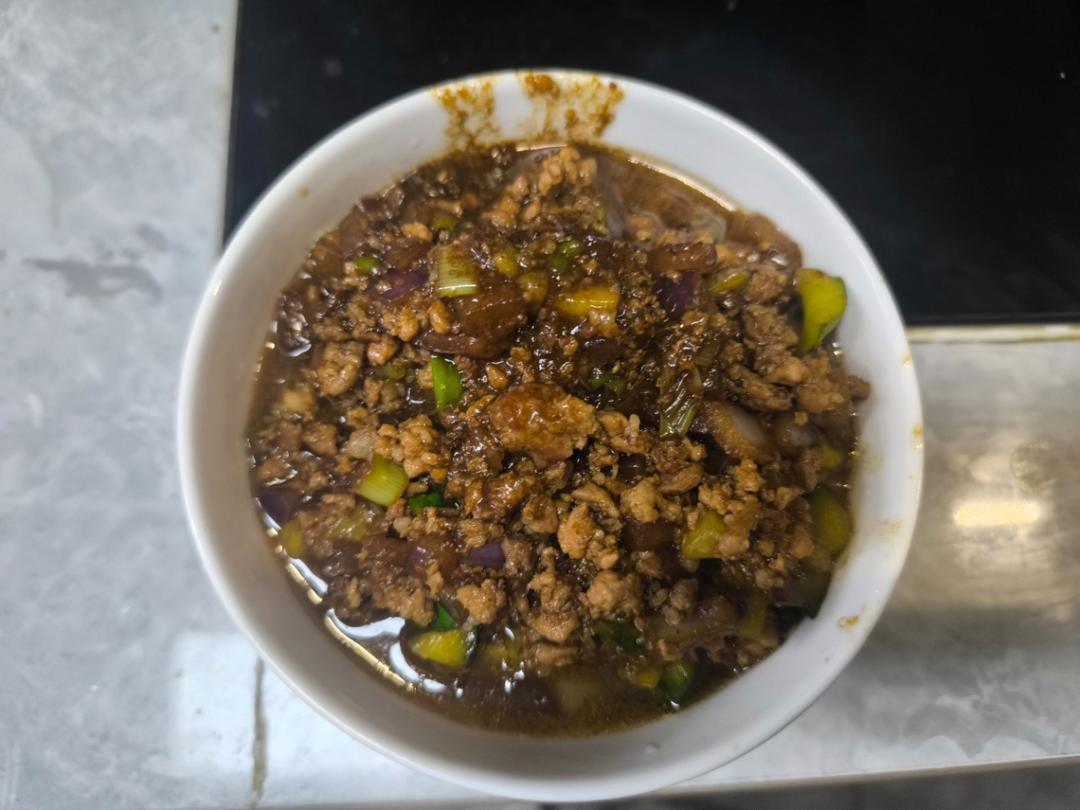 家常/肉酱拌面