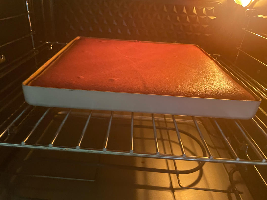 红曲戚风奶酪蛋糕卷（万变不离其宗卷）