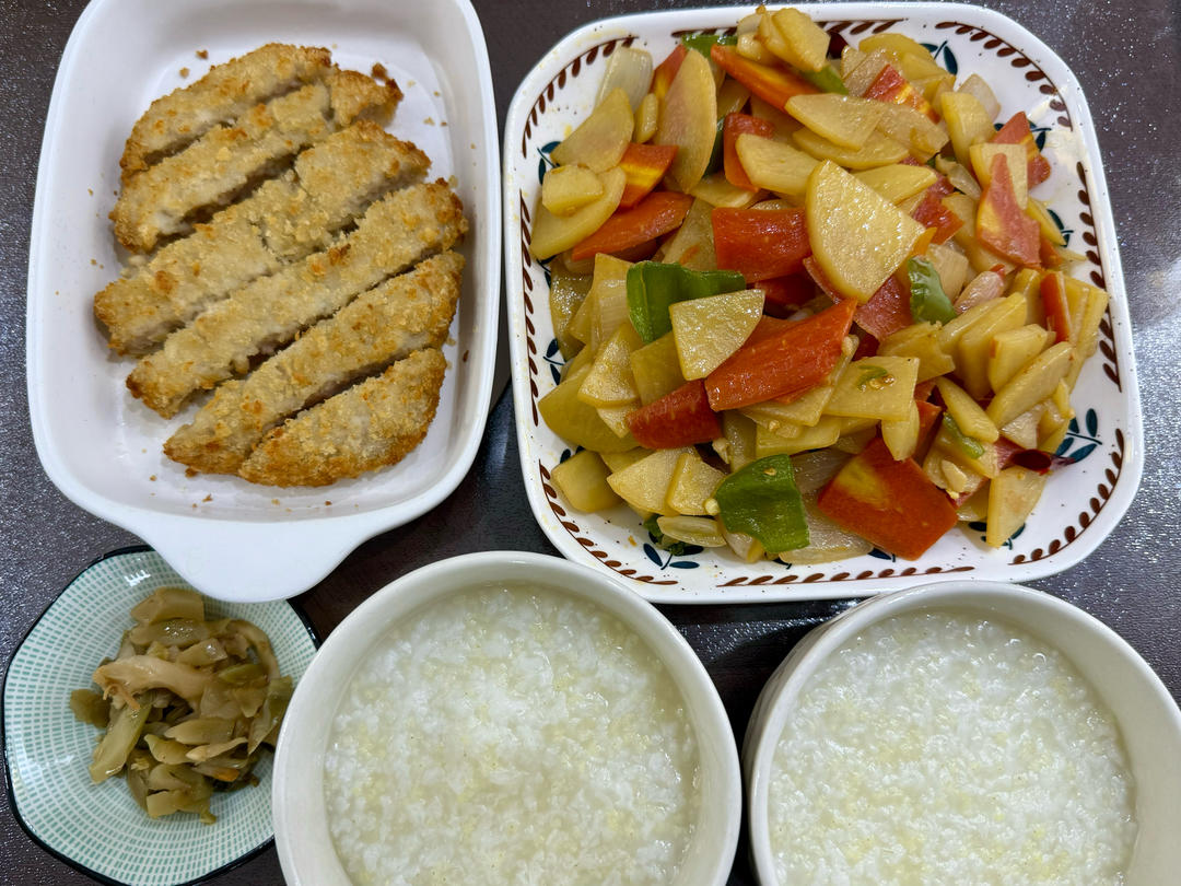 比肉都好吃的青椒炒土豆片😋简单又美味❗️