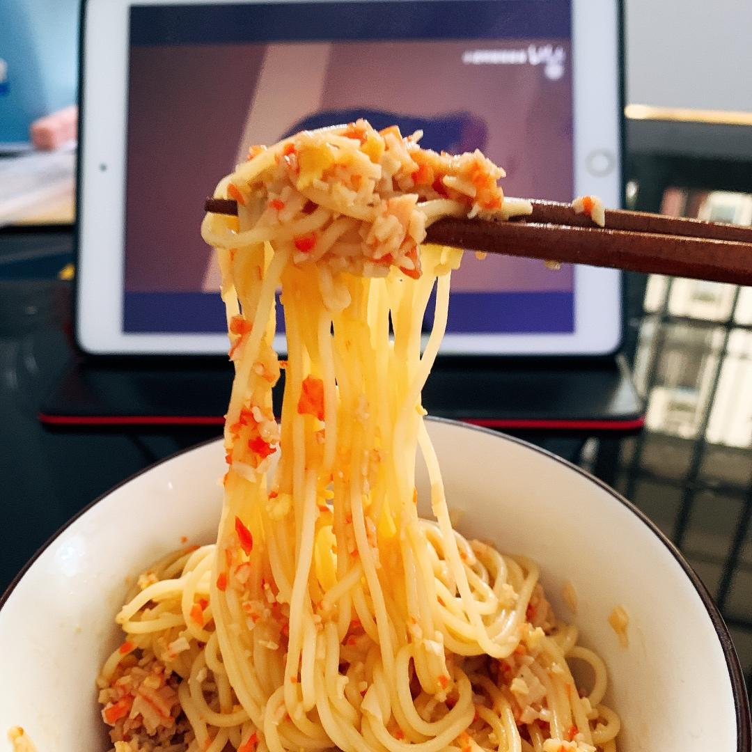 🤩成本不到十元的伪蟹黄拌面