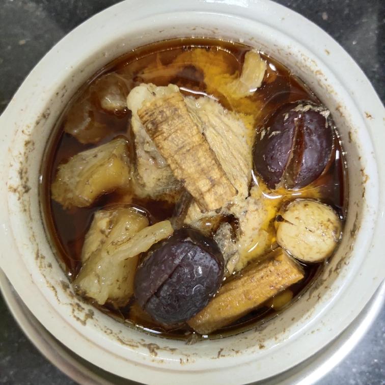 莲子瘦肉汤