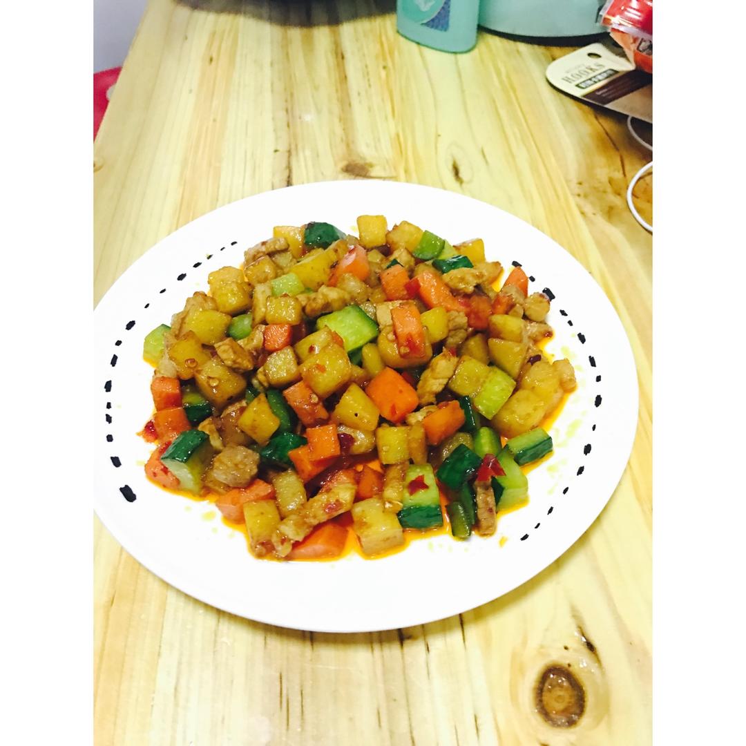 酱爆肉丁（简单快手下饭）