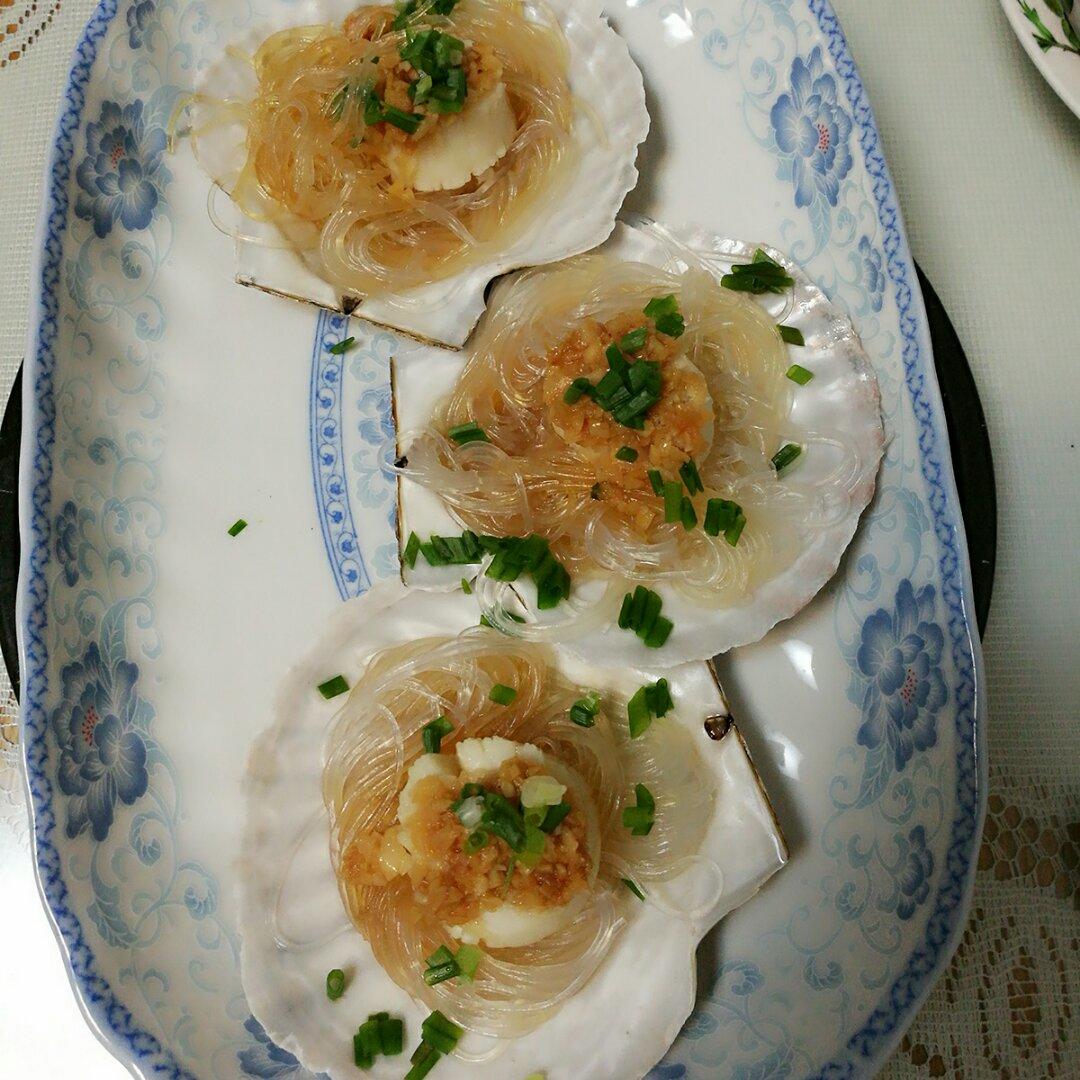 蒜蓉粉丝蒸扇贝