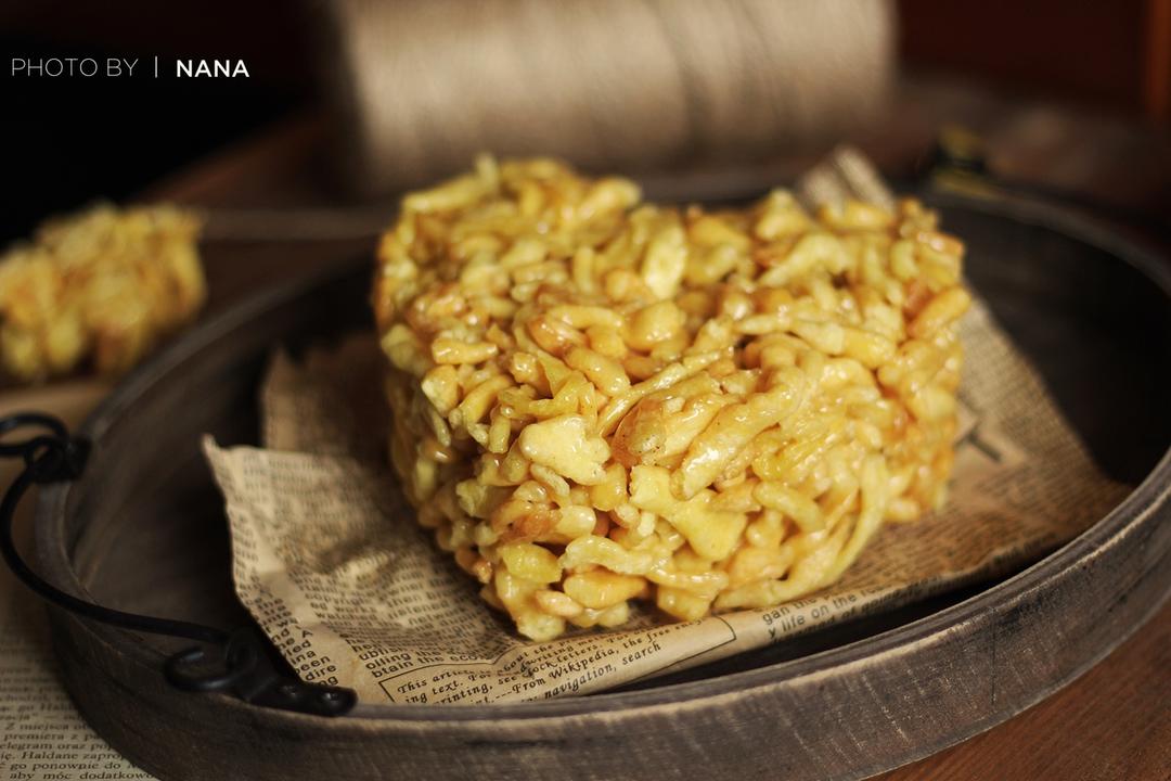 （视频食谱）自制沙琪玛／萨其马