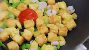 菠萝咕噜豆腐 宝宝辅食食谱的做法 步骤10