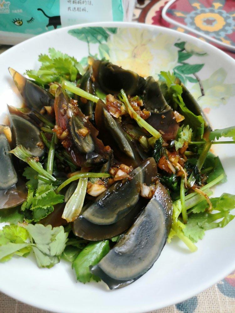 凉拌皮蛋做法（夏日必备下饭菜）