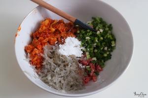 韩式泡菜饺子-我的年夜饭之三的做法 步骤3