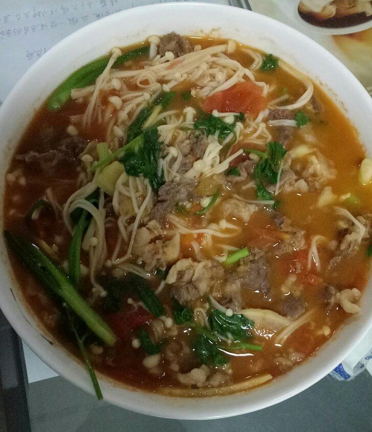 酸汤肥牛