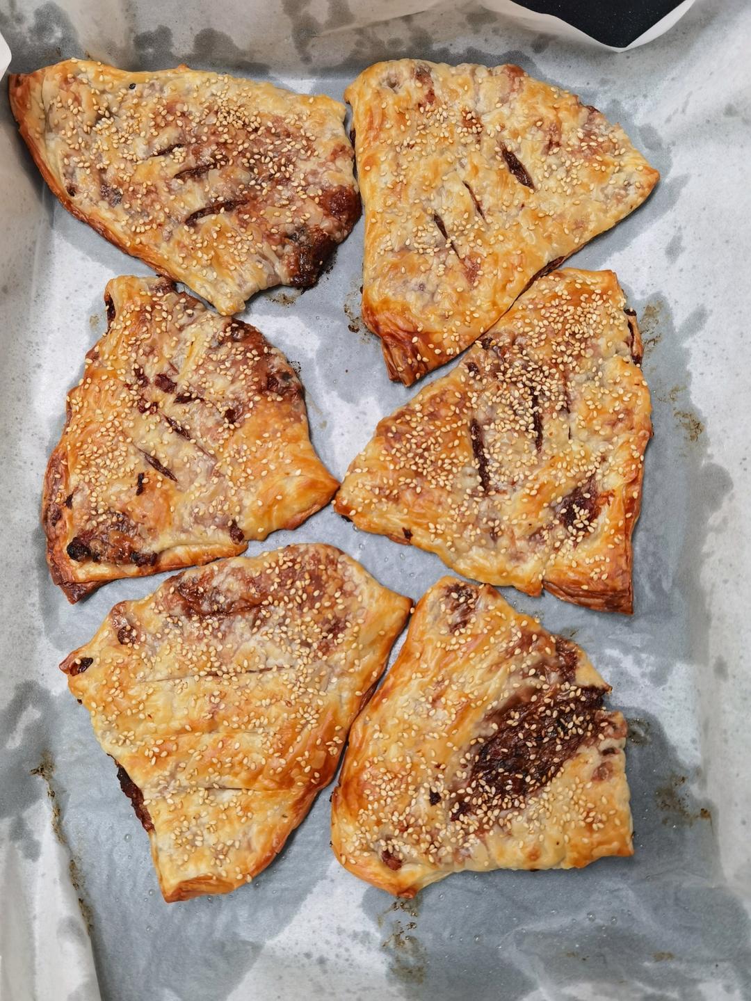 不用和面的快手锅盔，猪肉洋葱锅盔（手抓饼版），酥掉渣超好吃，凉了也不硬