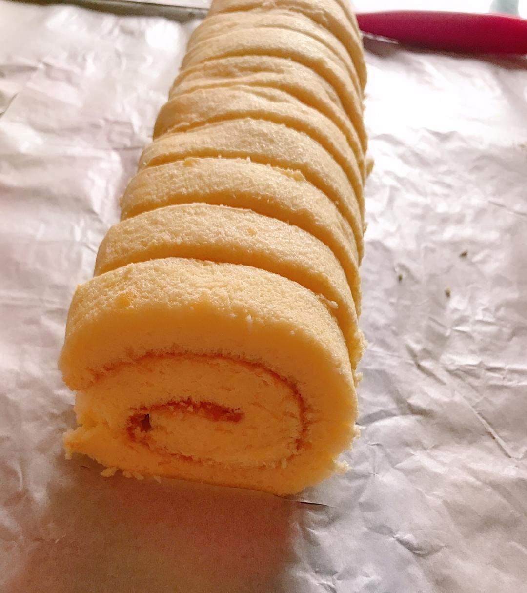 Q弹绵软口味独特-蛋糕卷三重奏