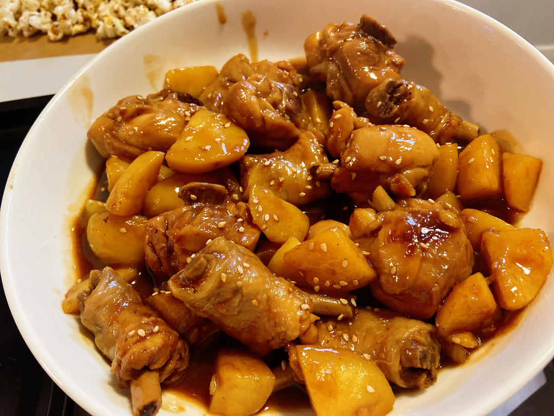 土豆焖鸡腿
