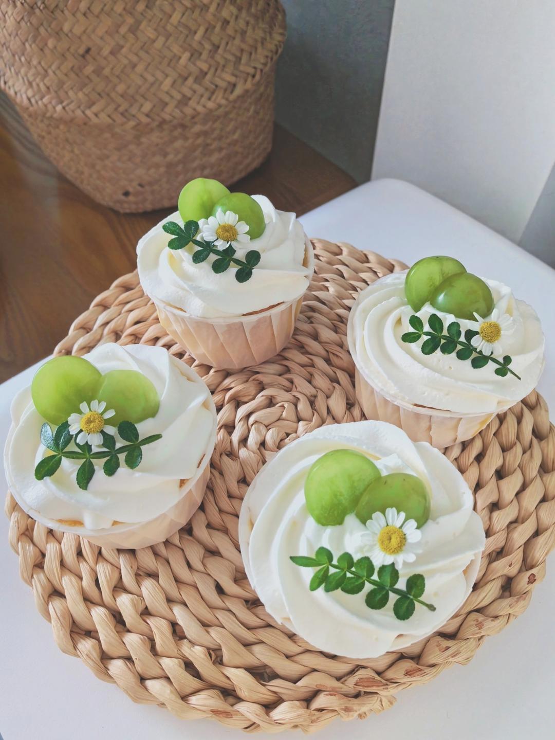 不塌陷不开裂不缩腰杯子蛋糕分享