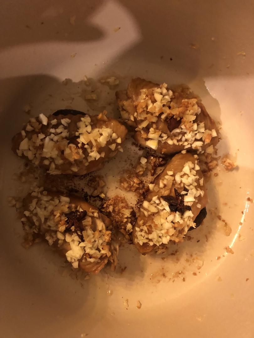 金银蒜鸡翅焗香菇——Staub珐琅铸铁锅