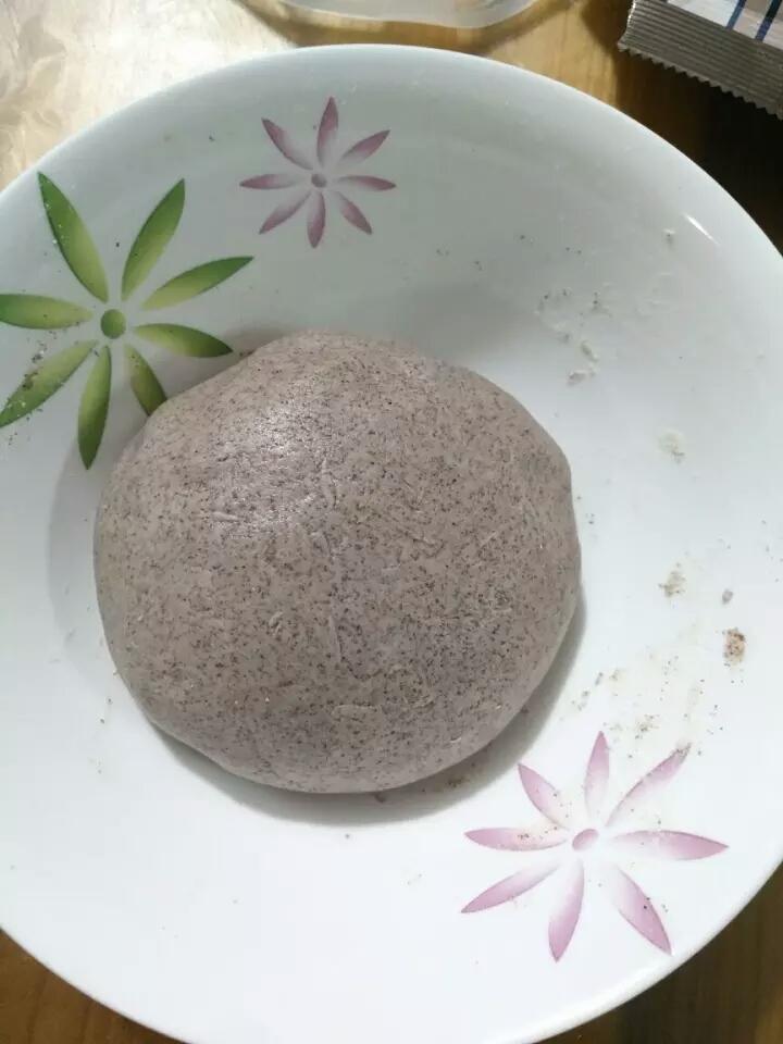新手手揉，低卡减脂100%黑麦全麦面包