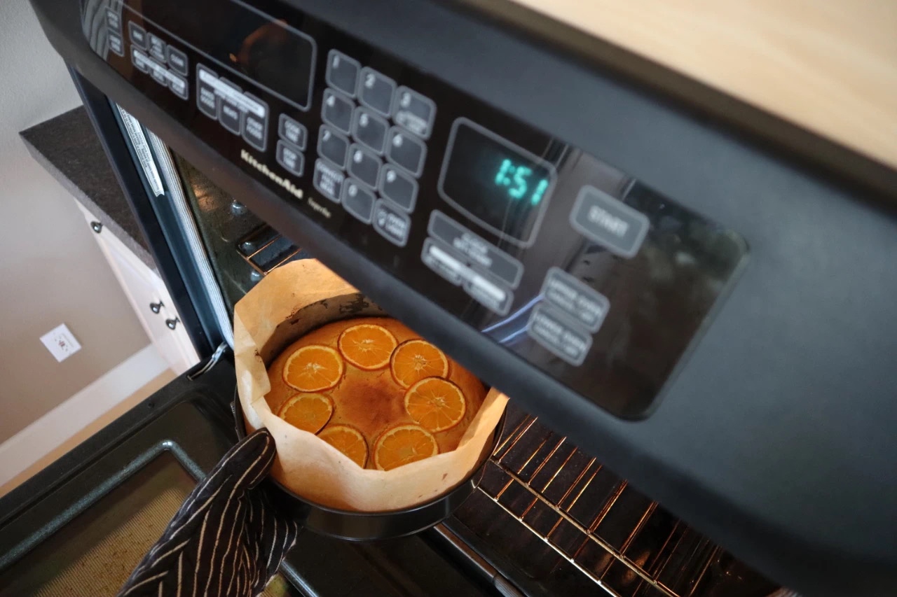 健康甜品系列｜融化夏天的香橙杏仁蛋糕，闻起来美好得像雪糕的做法 步骤11